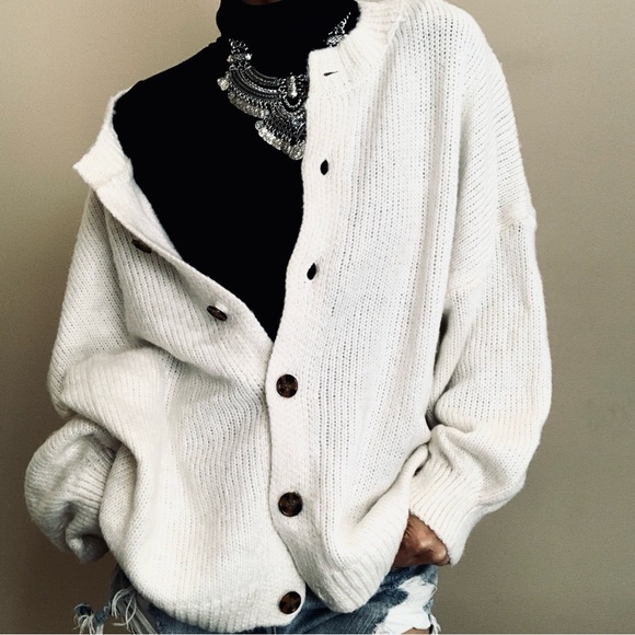 Brand new Aerie oversized sweater - Picture 5 of 10